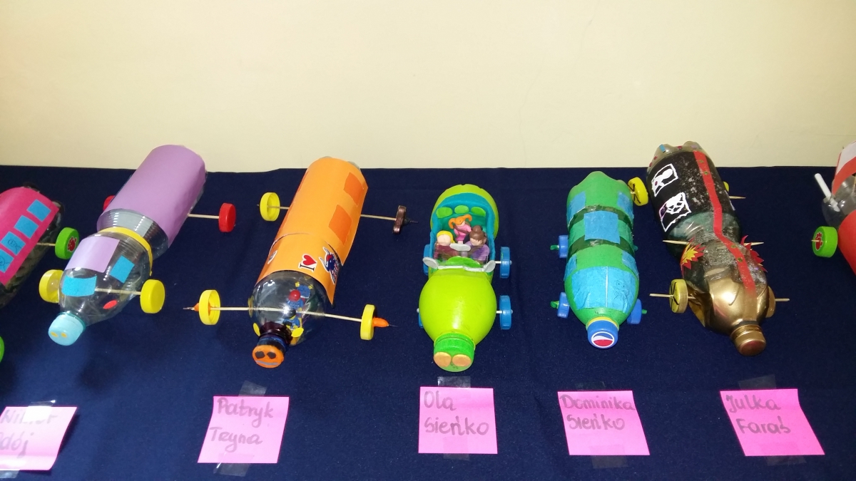 „Coś z niczego” zabawki z recyklingu Szkoła Podstawowa