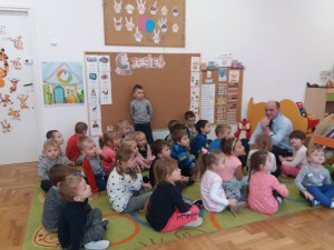 Czytanie na dywanie - wizyta Burmistrza Gminy Błażowa - Jerzego Kocój